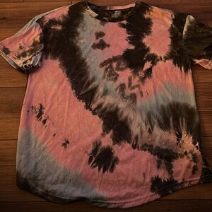 SHEIN Pink and Black Tie-Dye Short Sleeve Tee